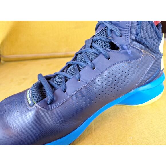 Under Armour Micro G Torch Blue Volt 1259013-408 Size 10 Shoes PRE-OWNED main image 13